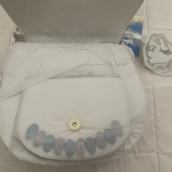 Disney Danielle Nicole Mrs Potts Saddle bag - Picture 2 of 3